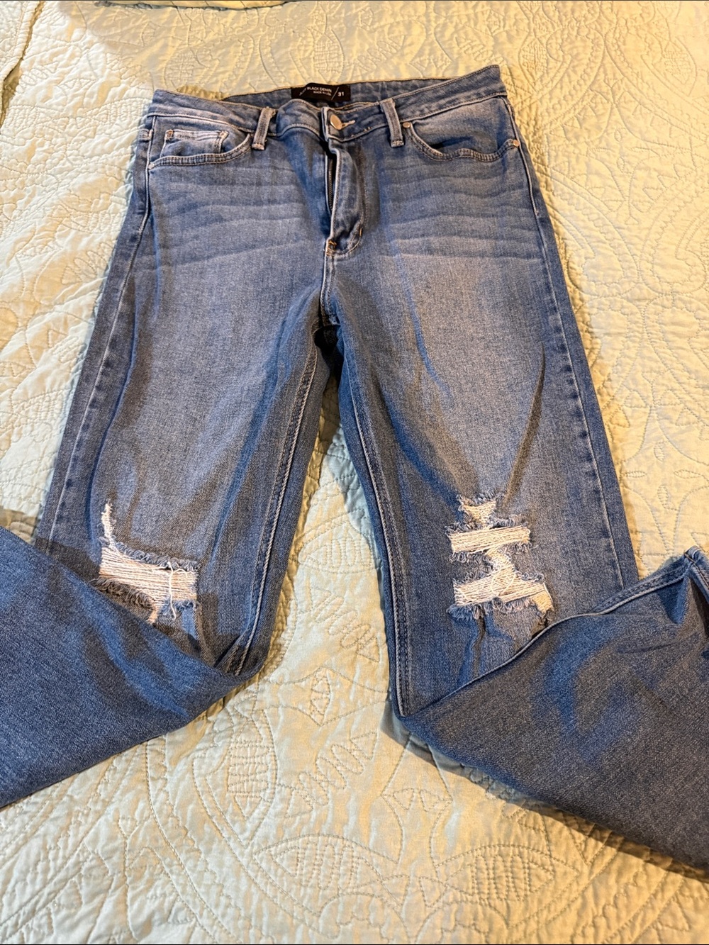 Just Black Distressed jeans